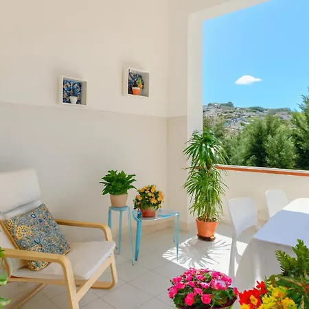 Gratis Per Tutti Mare Sole E Relax La Tua Perfetta Inizia Qui Scopri La Nostra Casa In Sicilia Riva Apartmán